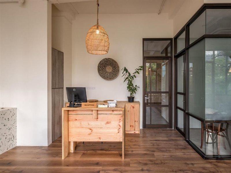La Boheme, Rooms And Coffee Jakarta Exterior photo
