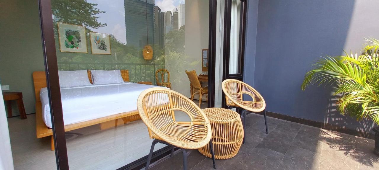 La Boheme, Rooms And Coffee Jakarta Exterior photo