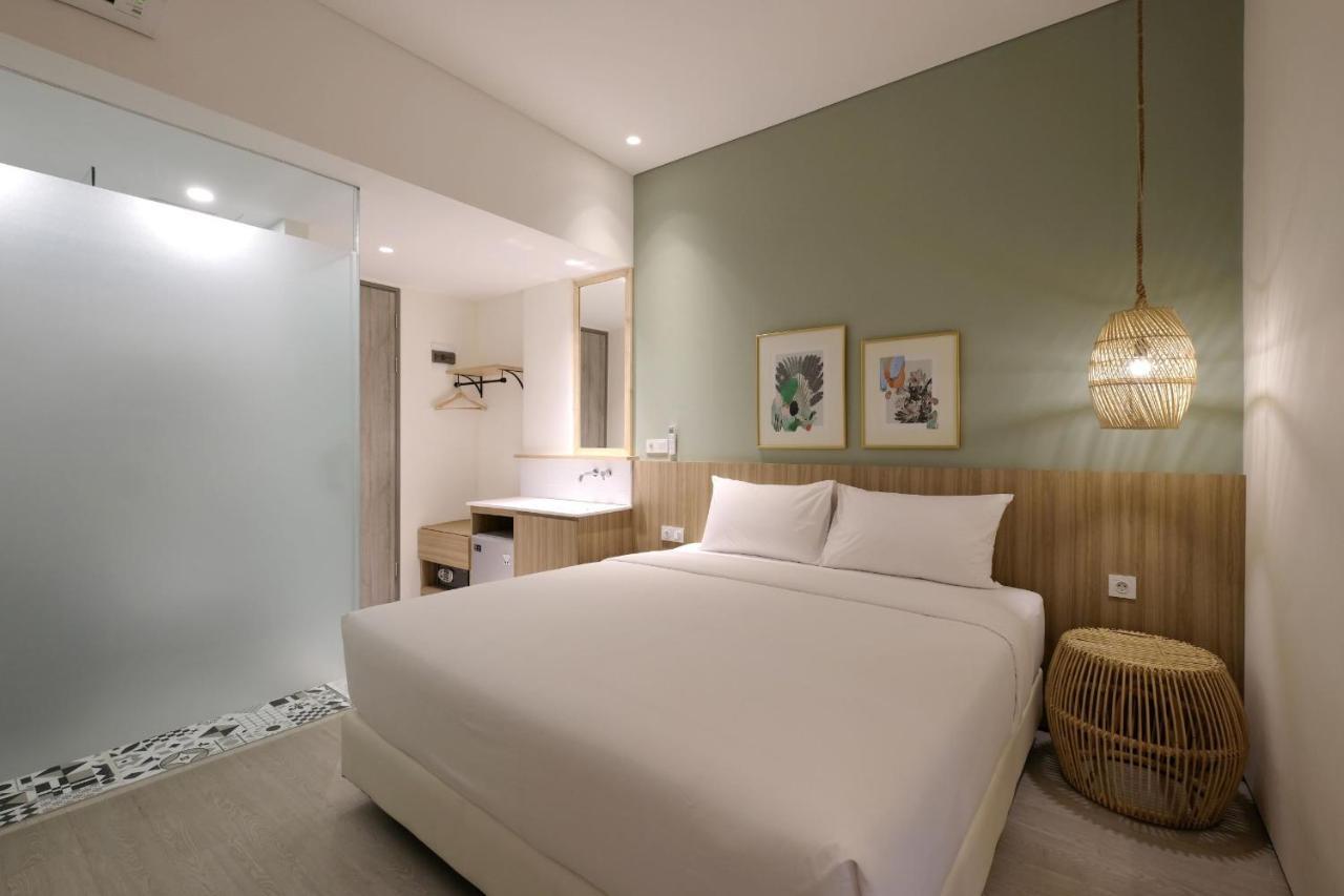 La Boheme, Rooms And Coffee Jakarta Exterior photo