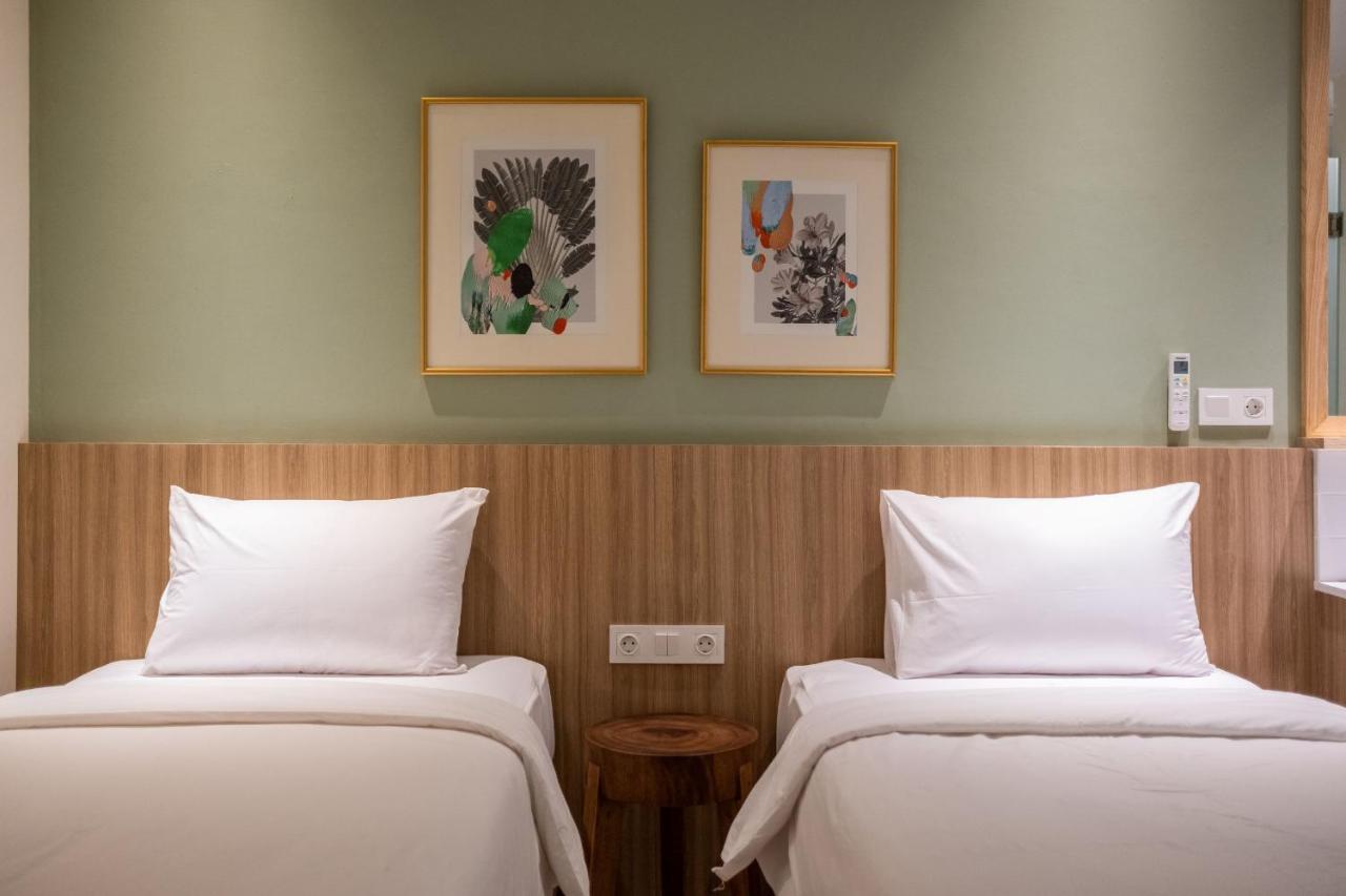 La Boheme, Rooms And Coffee Jakarta Exterior photo